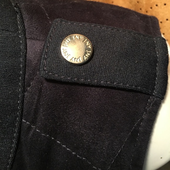 Jones of New York- Quilted black vest size Pm - Picture 6 of 6